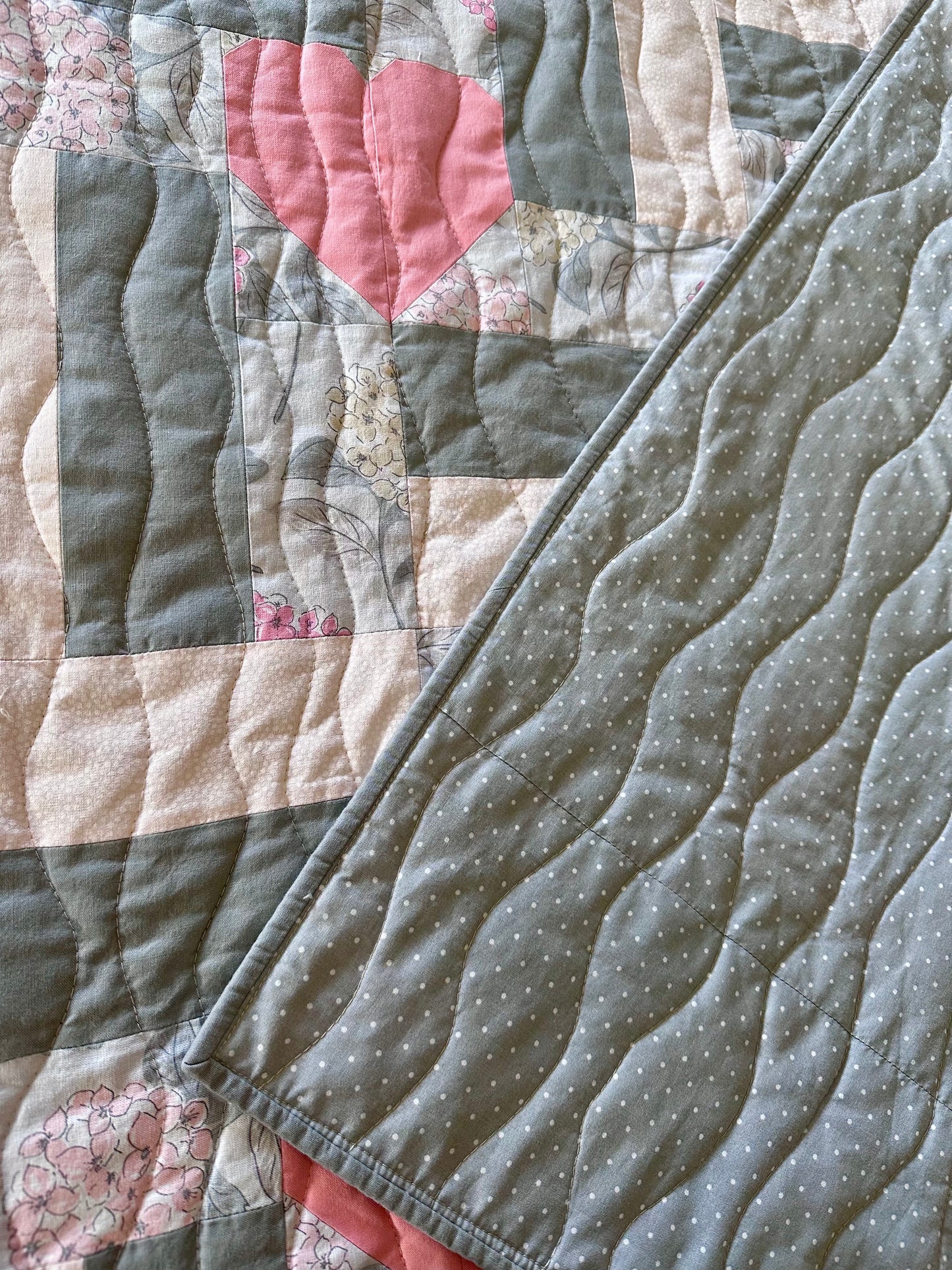 Windmill Hearts Floral Quilt - Child