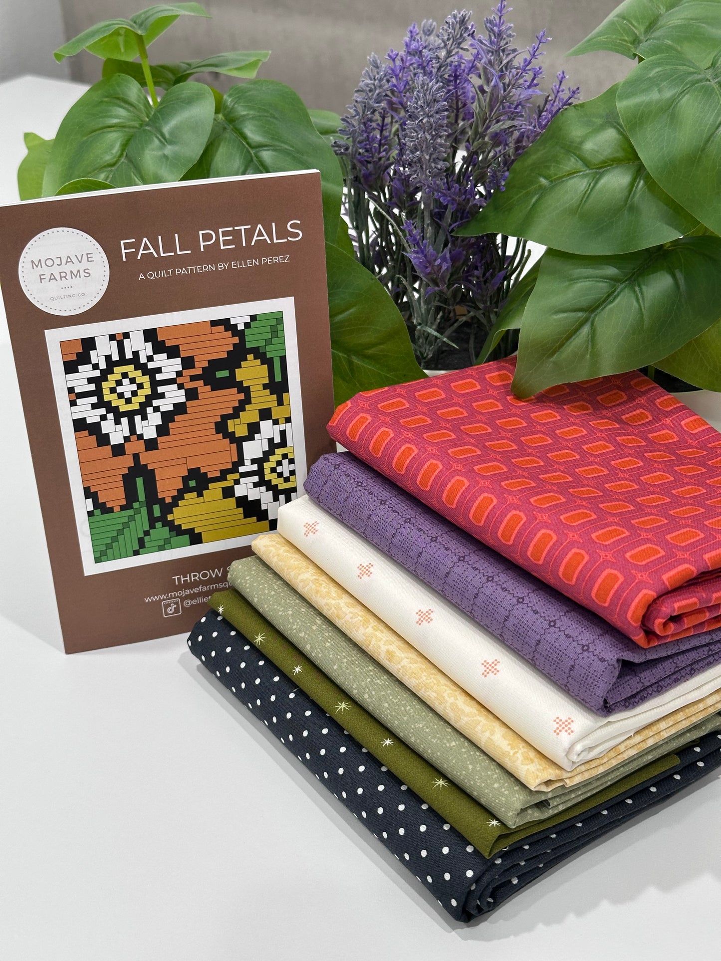 Fall Petals Quilt Kit - Cobblestone