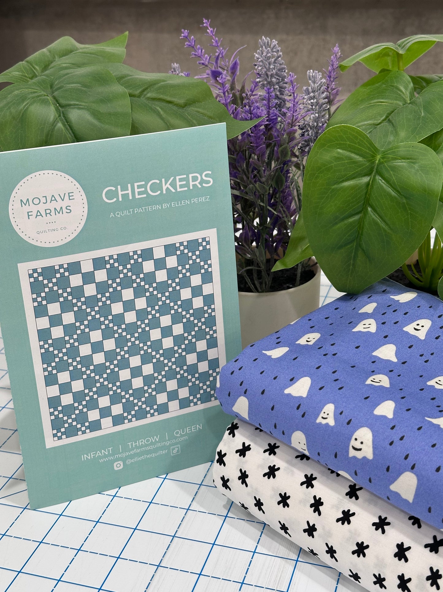 Checkers Quilt Kit - Halloween Boo