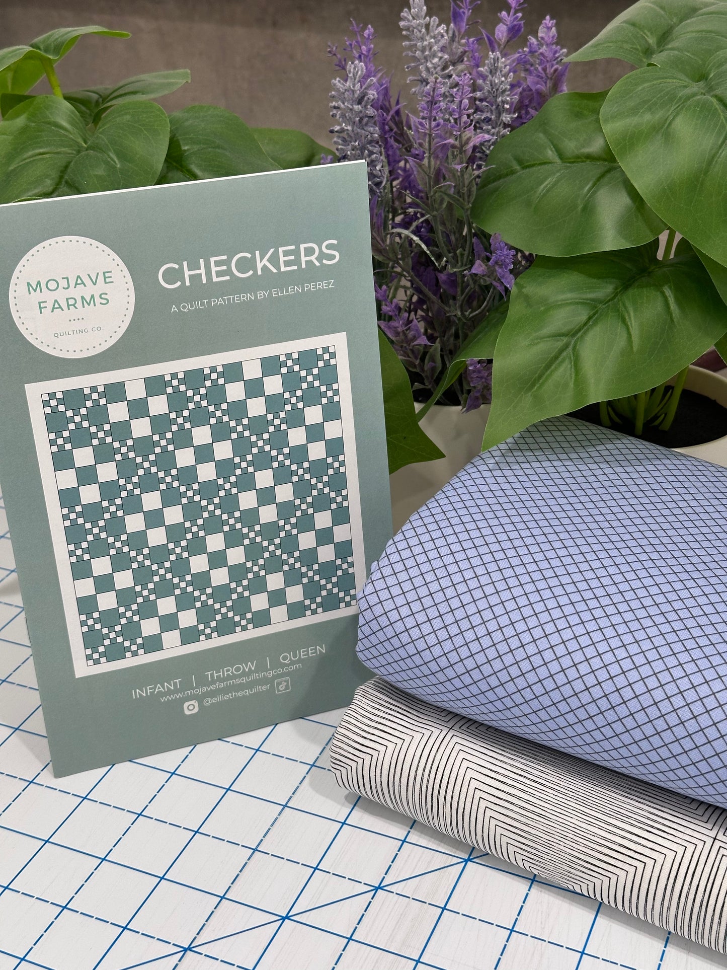 Checkers Quilt Kit - Tula Shoreline