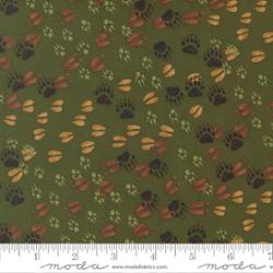 Animal Tracks Pine - Moda