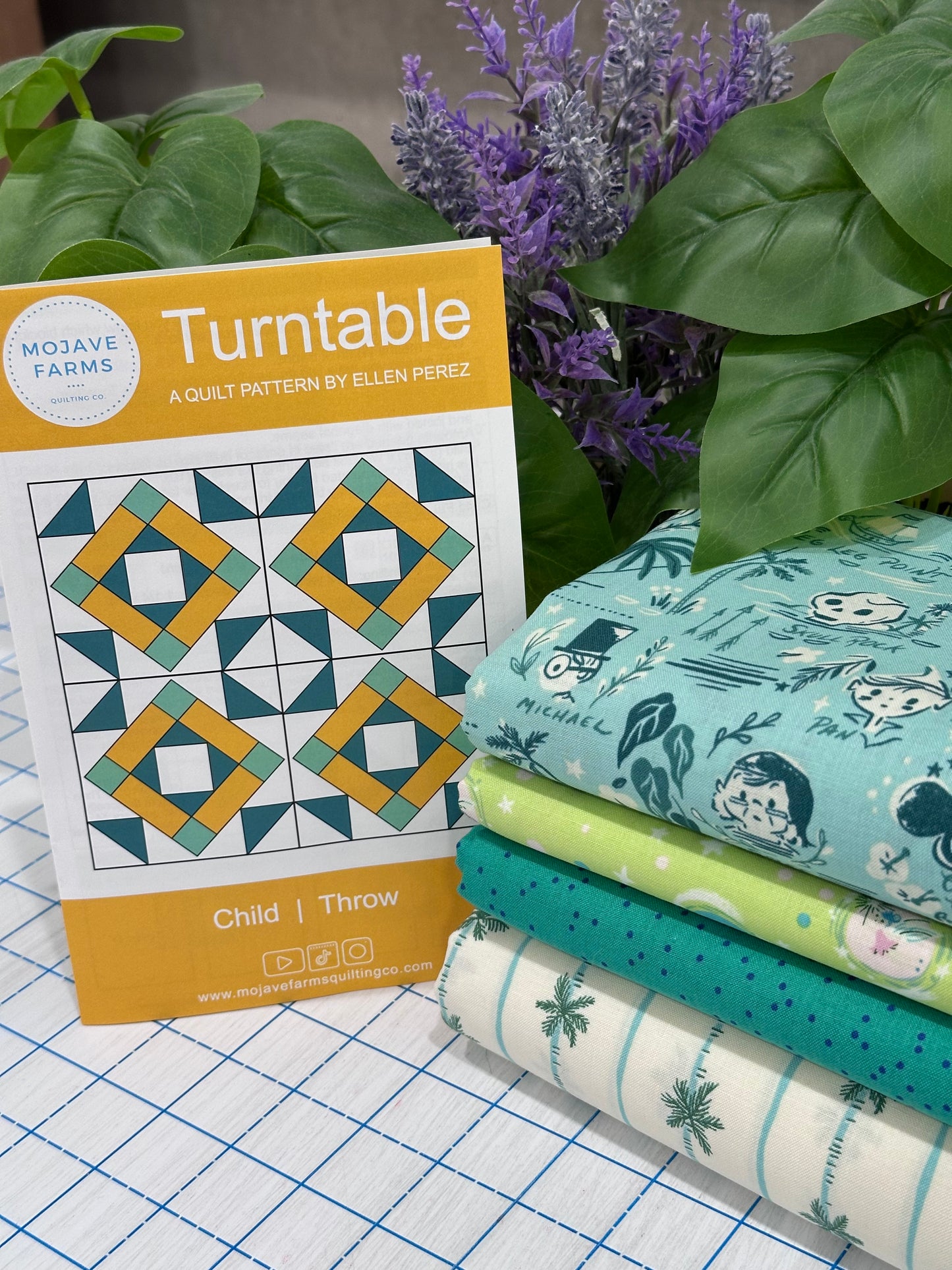 Turntable Quilt Kit - Neverland