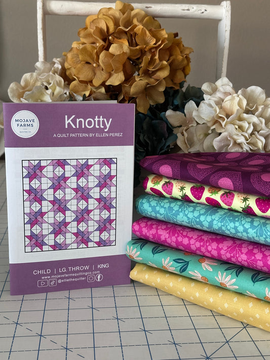 Knotty Quilt Kit (Lg. Throw) - Strawberry Fields