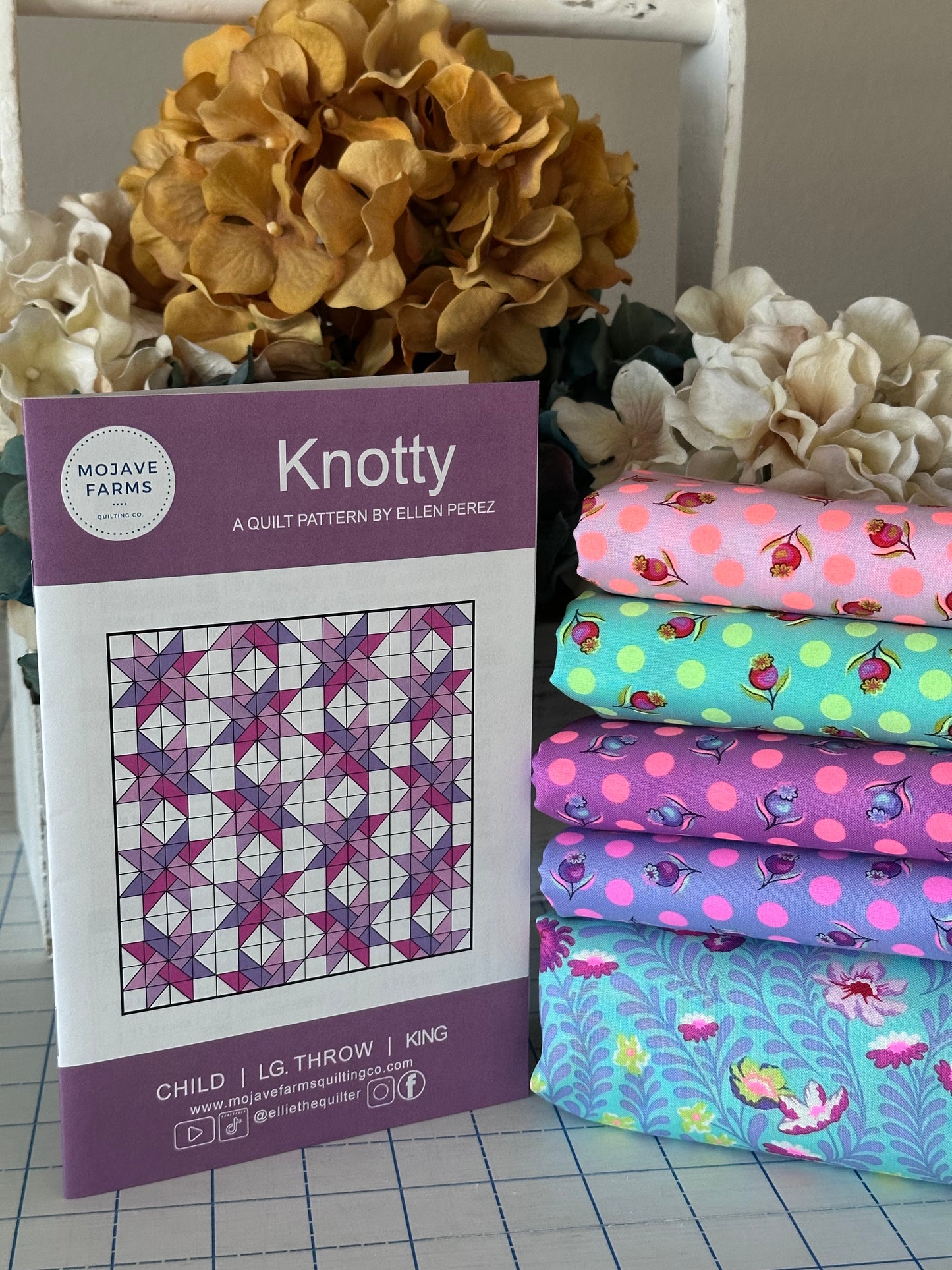 Knotty Quilt Kit (Lg. Throw) - Tula Pink Florals