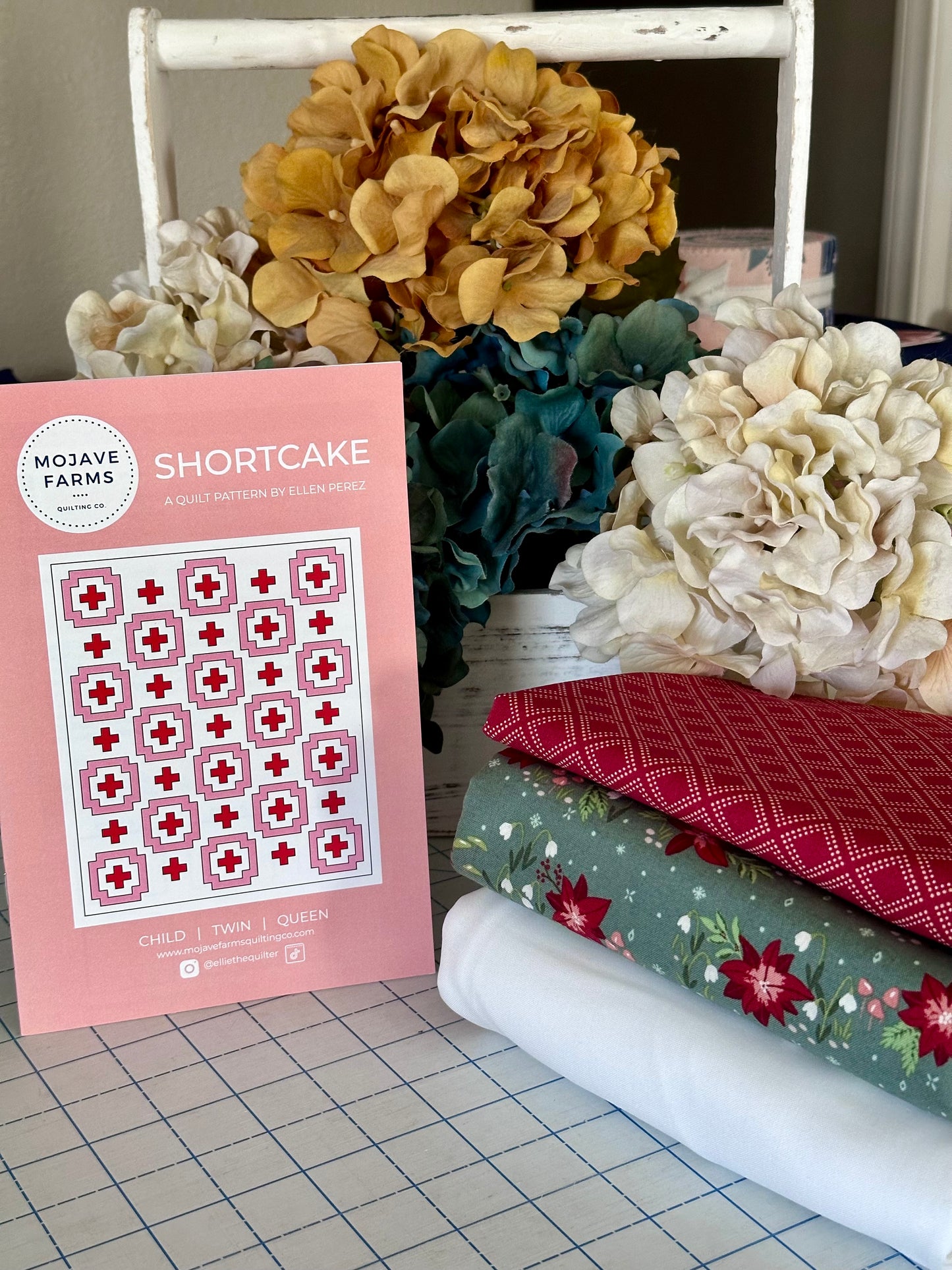 Shortcake Quilt Kit - Holiday