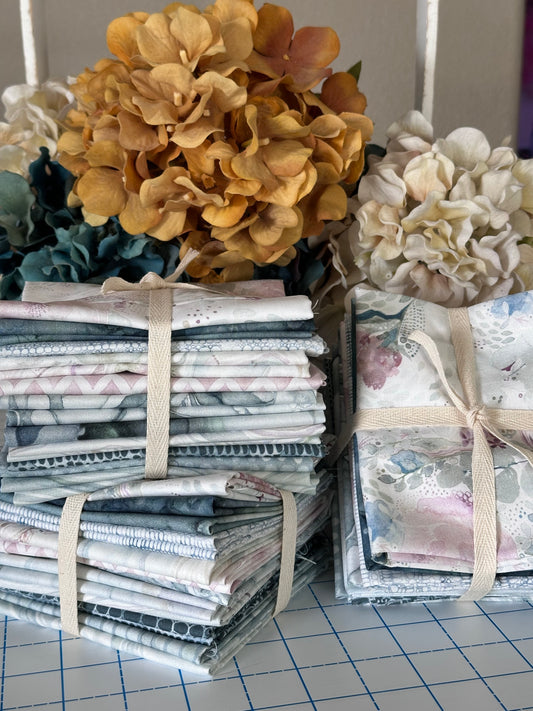 Brushstrokes Fat Quarter Bundle - Free Spirit